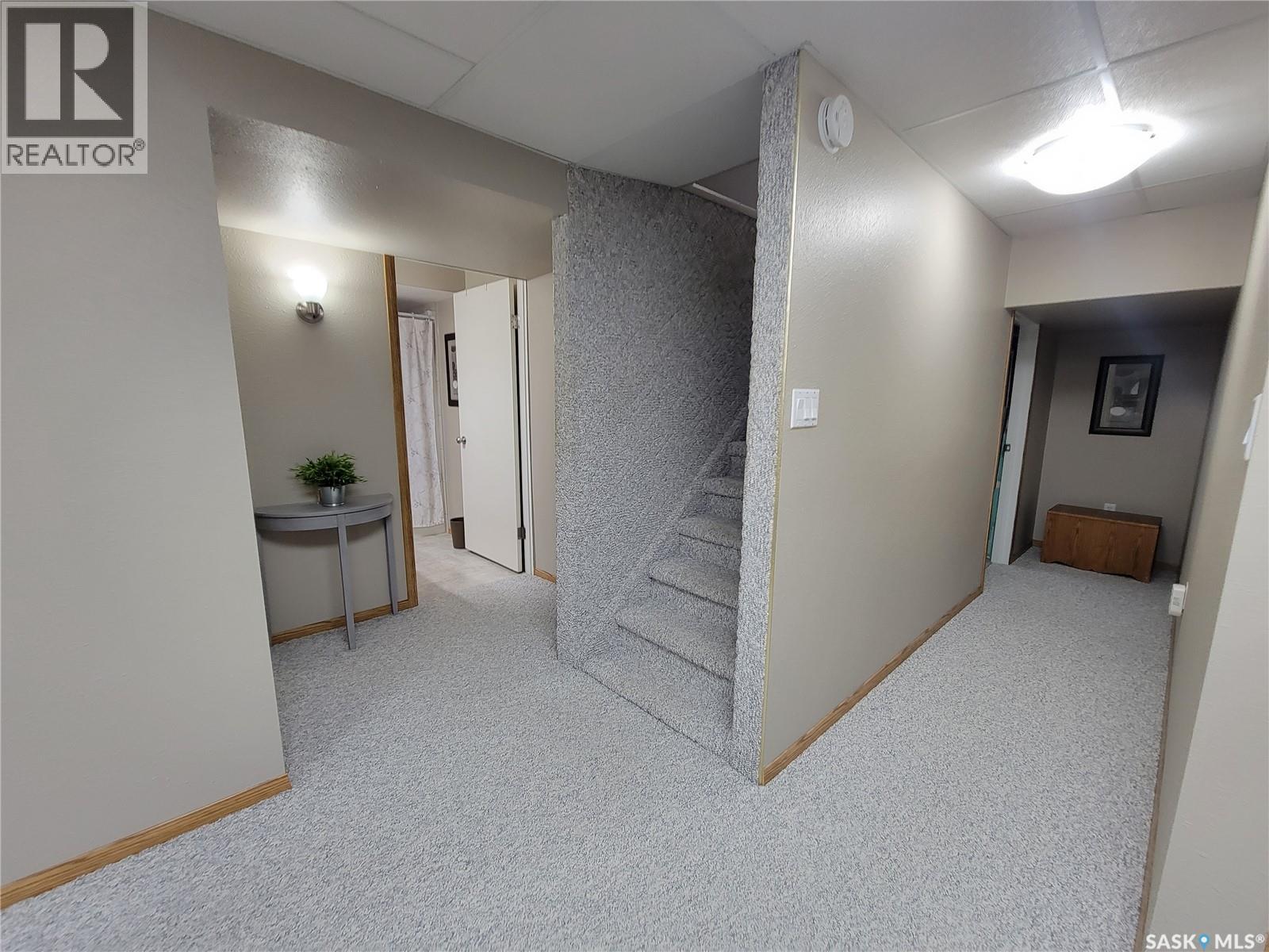 4915 Post Street, Macklin, Saskatchewan  S0L 2C0 - Photo 23 - SK040431