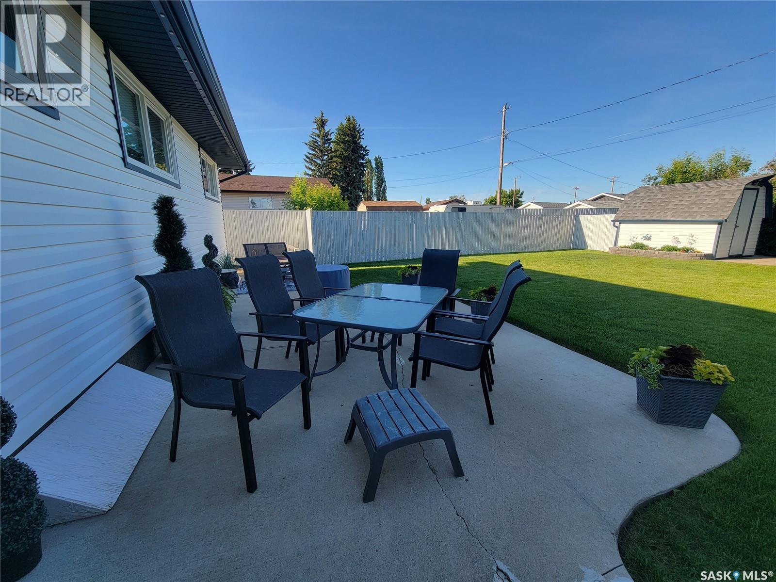4915 Post Street, Macklin, Saskatchewan  S0L 2C0 - Photo 28 - SK040431