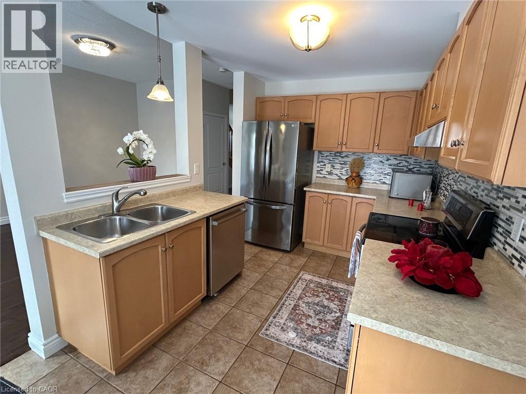 22 Liddycoat Lane, Ancaster, Ontario  L9G 0A7 - Photo 2 - 40806121