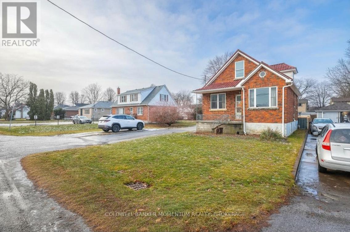 123 Haig Street, St. Catharines, Ontario  L2R 7G7 - Photo 3 - X13496976