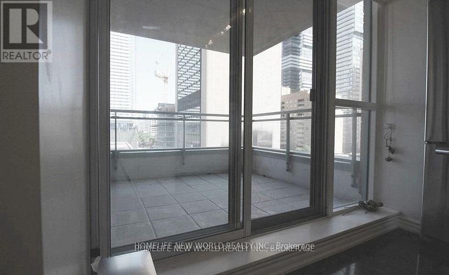 804 - 887 Bay Street, Toronto, Ontario  M5S 3K4 - Photo 5 - C13496988