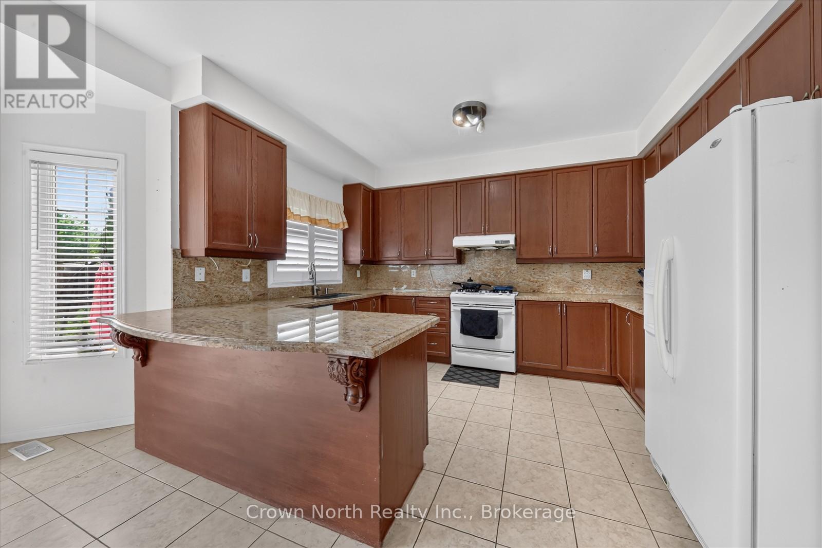 2 Mccarrick Street, Ajax, Ontario  L1T 0J2 - Photo 10 - E13496970