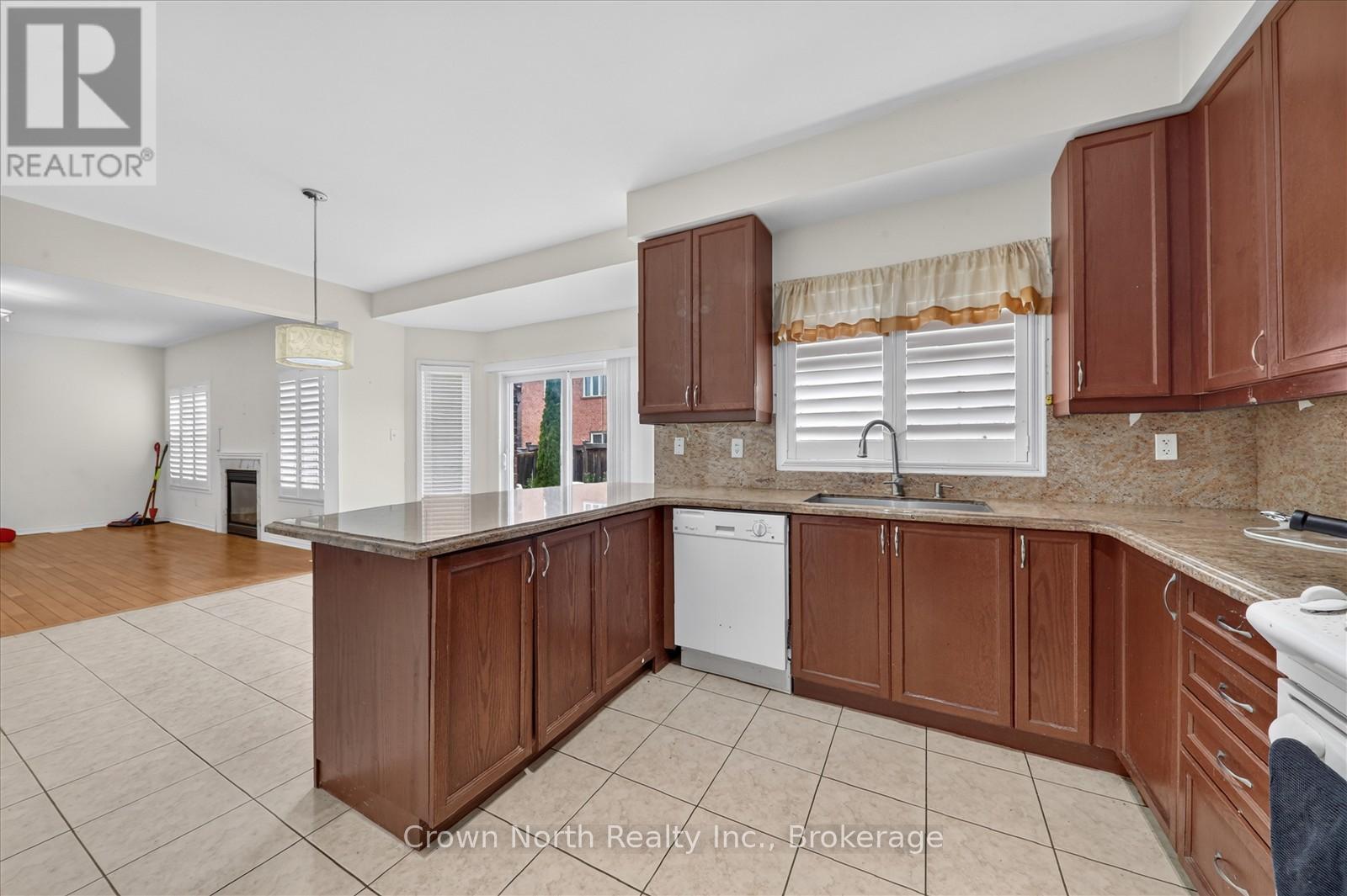 2 Mccarrick Street, Ajax, Ontario  L1T 0J2 - Photo 13 - E13496970