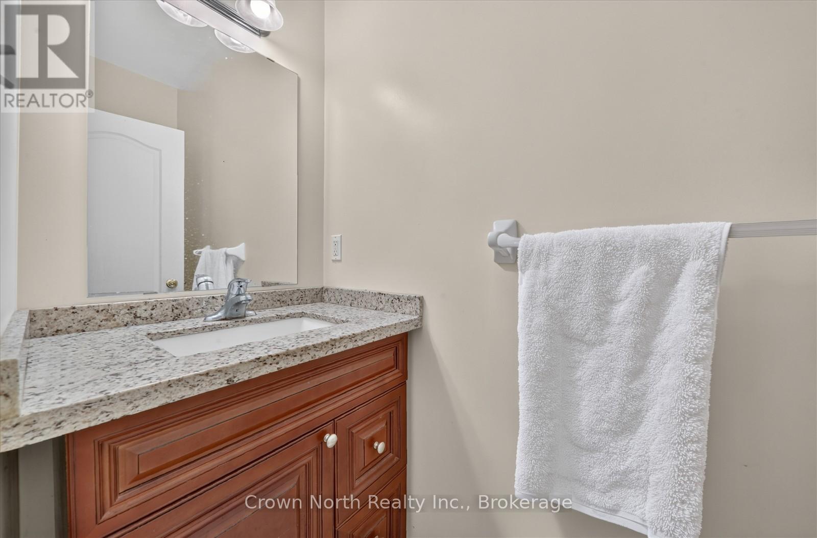 2 Mccarrick Street, Ajax, Ontario  L1T 0J2 - Photo 14 - E13496970
