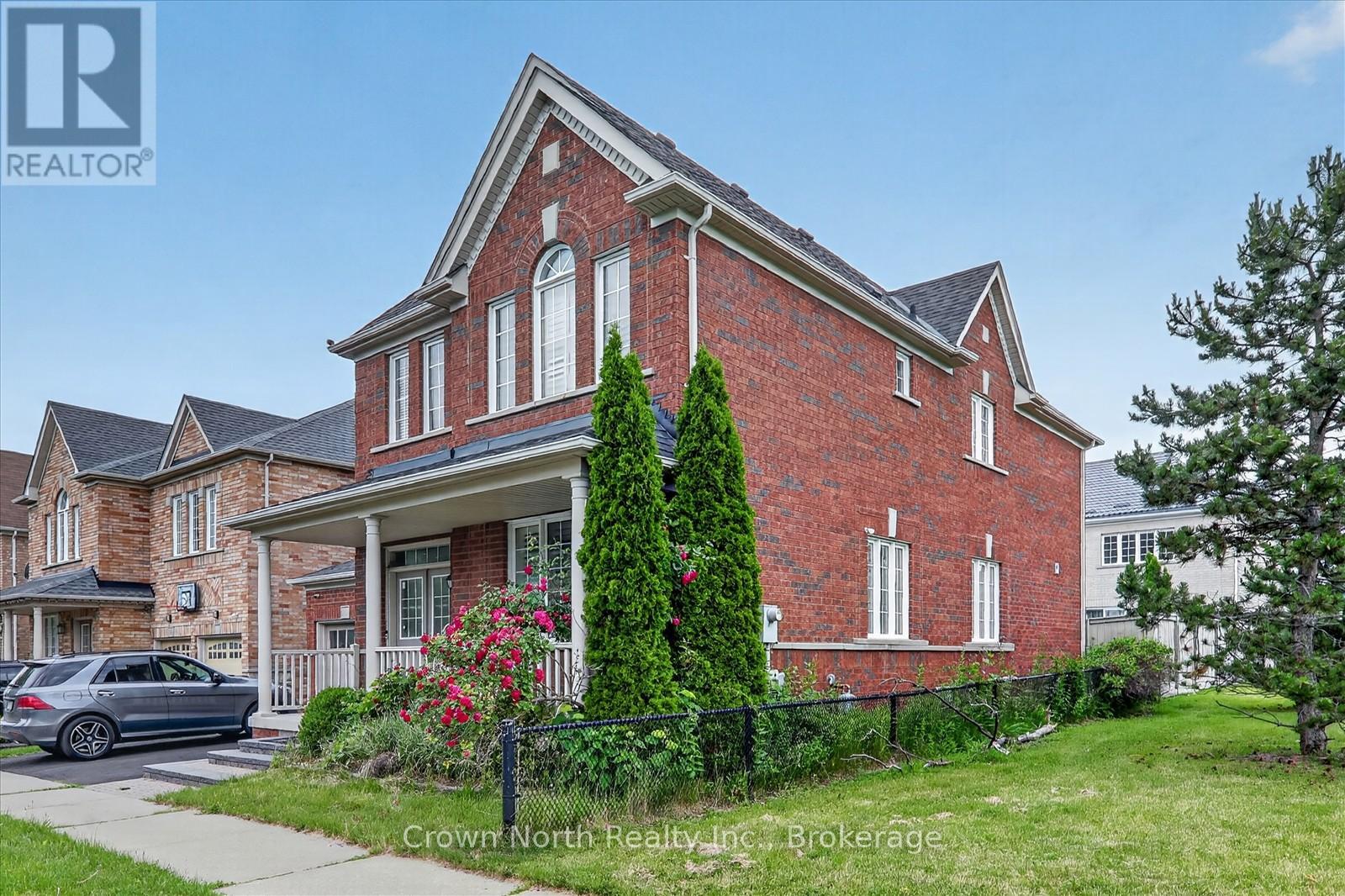 2 Mccarrick Street, Ajax, Ontario  L1T 0J2 - Photo 4 - E13496970