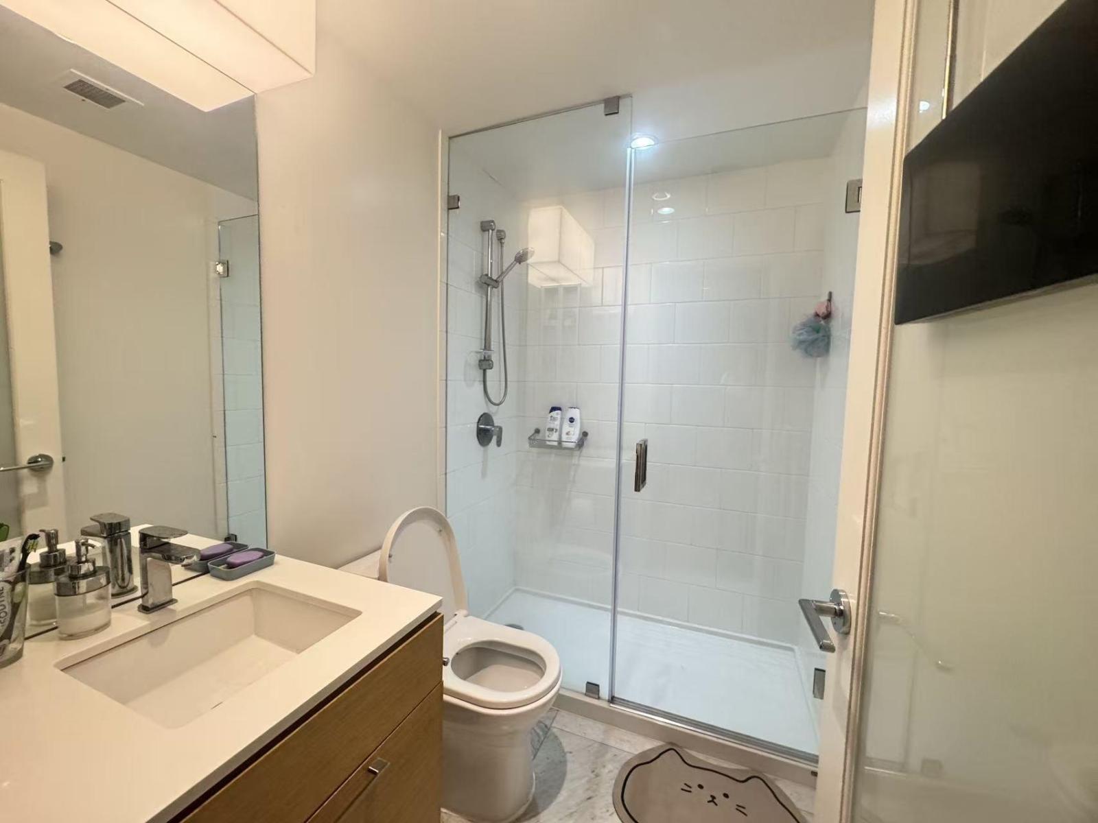 16xx 13438 Central Avenue, Surrey, British Columbia  V3T 0N2 - Photo 7 - R3140582