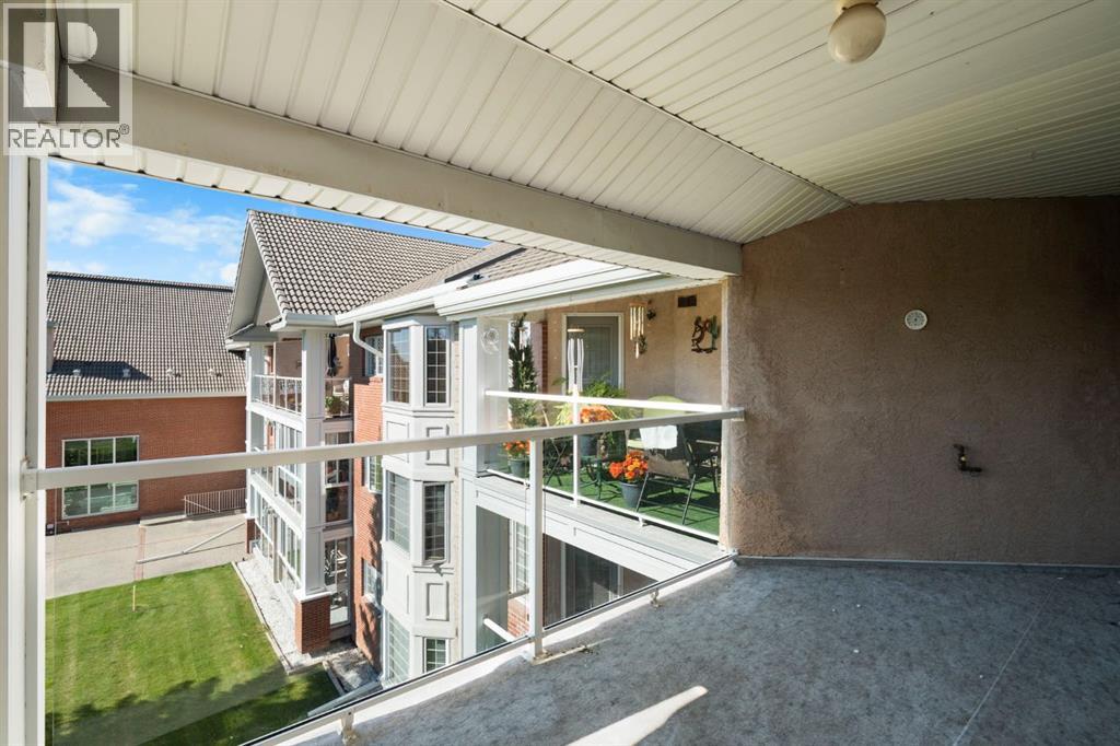 310, 6868 Sierra Morena Boulevard Sw, Calgary, Alberta  T3H 3R6 - Photo 21 - A2324275