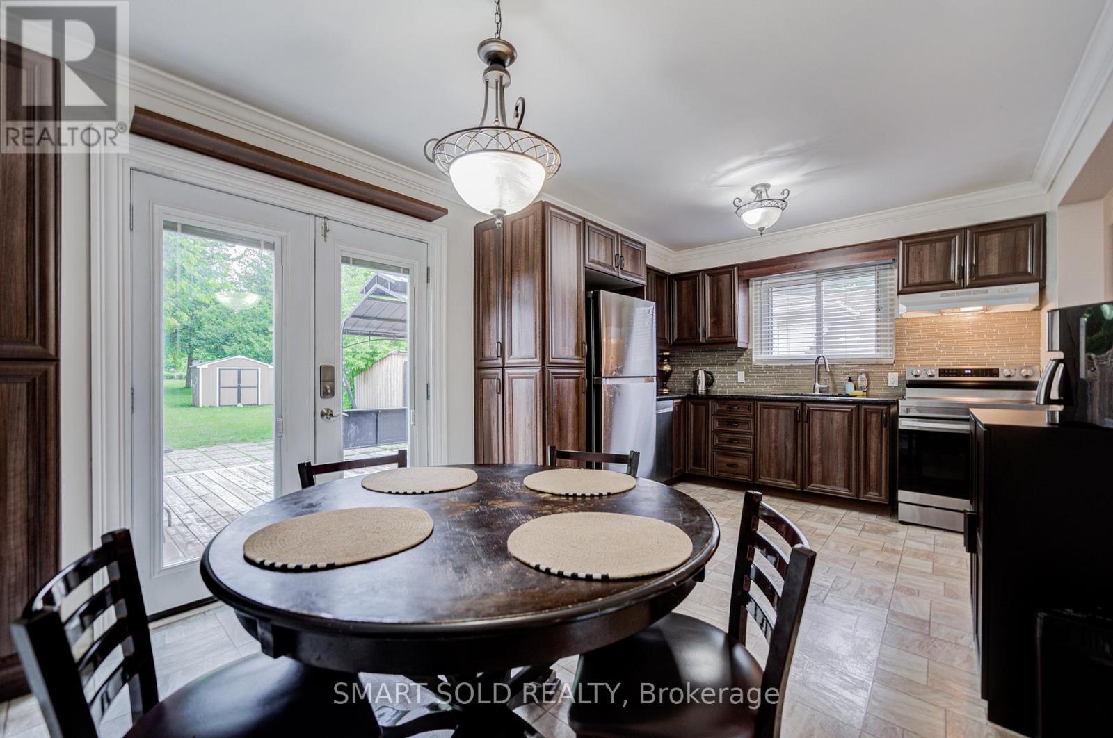 255 Cedar Avenue, Richmond Hill, Ontario  L4C 2B3 - Photo 15 - N13496994