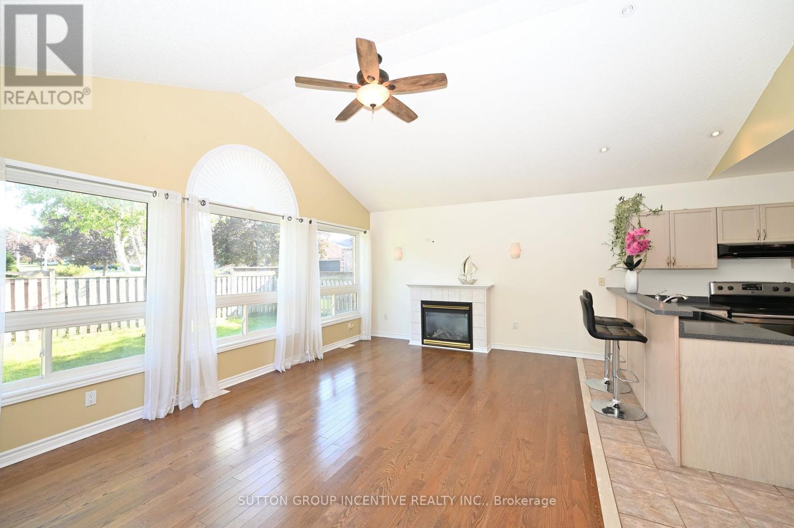 58 Bloxham Place, Barrie, Ontario  L4N 9K2 - Photo 14 - S13497010