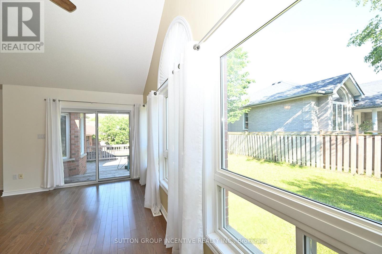 58 Bloxham Place, Barrie, Ontario  L4N 9K2 - Photo 16 - S13497010