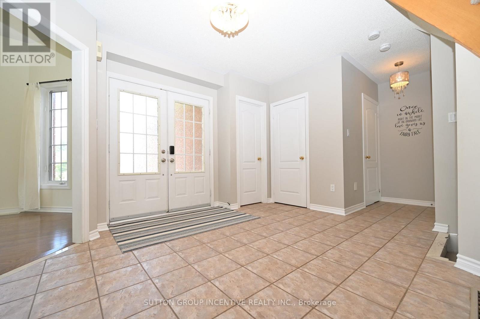 58 Bloxham Place, Barrie, Ontario  L4N 9K2 - Photo 3 - S13497010