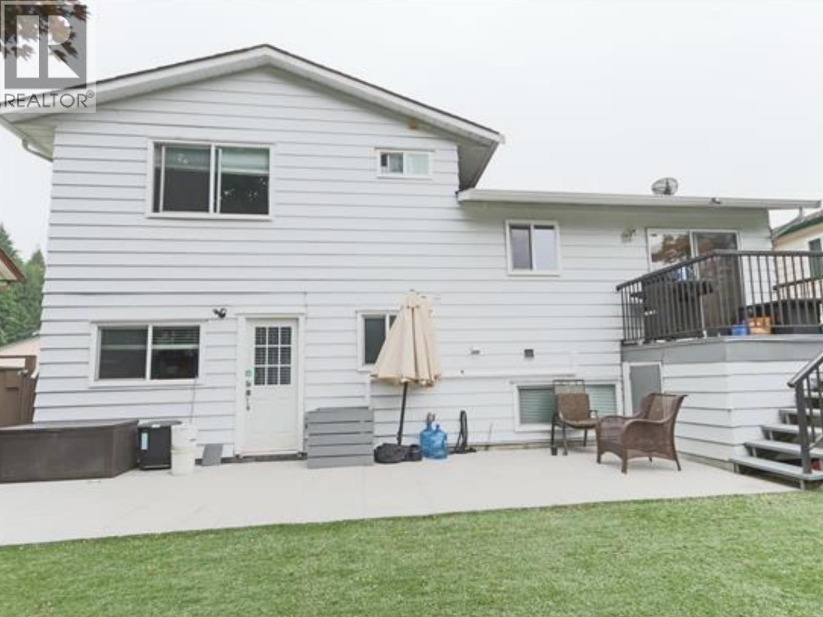 1890 Bow Drive, Coquitlam, British Columbia  V3E 1P6 - Photo 3 - R3140358
