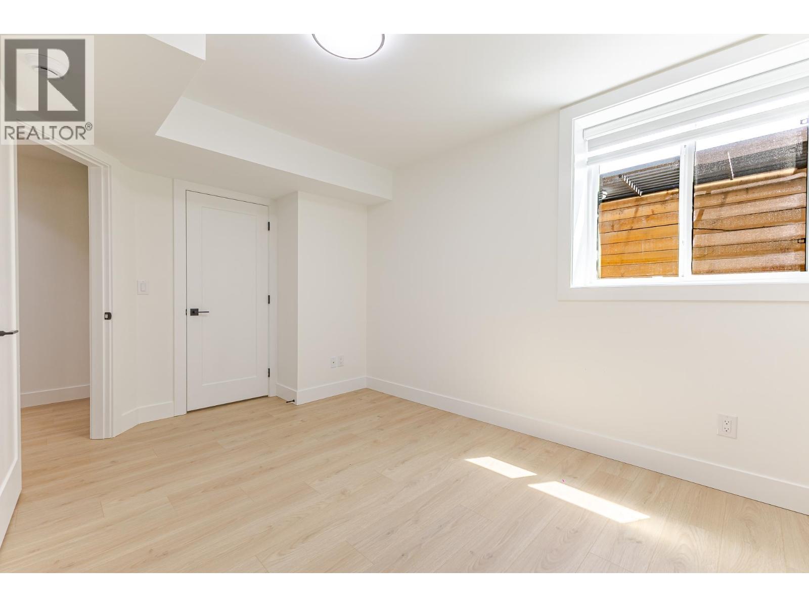 101 957 Edgar Avenue, Coquitlam, British Columbia  V3K 2K1 - Photo 32 - R3139557