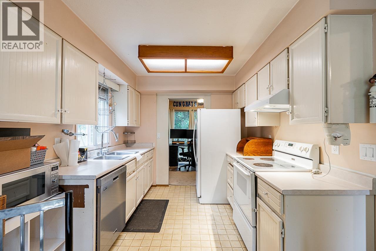 4 305 Decaire Street, Coquitlam, British Columbia  V3K 4Z6 - Photo 10 - R3135170