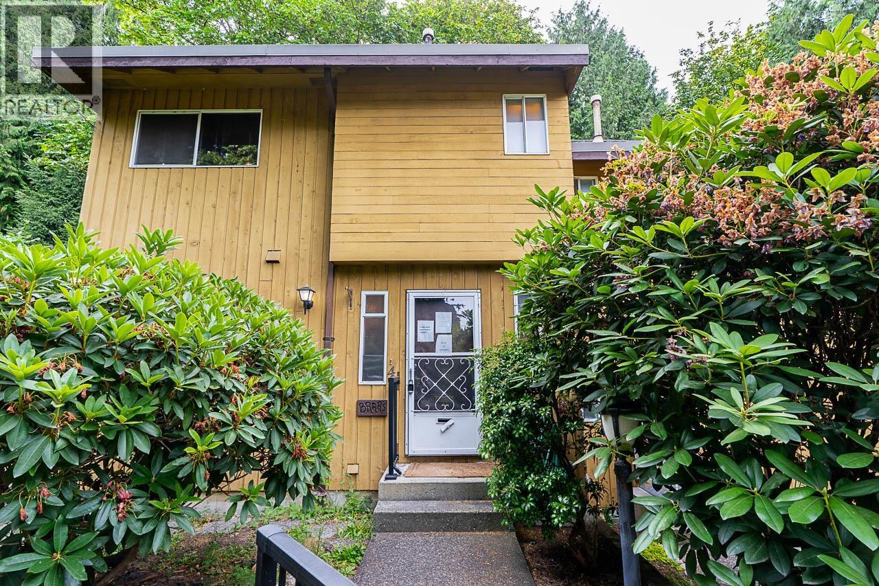 4 305 DECAIRE STREET, Coquitlam, British Columbia