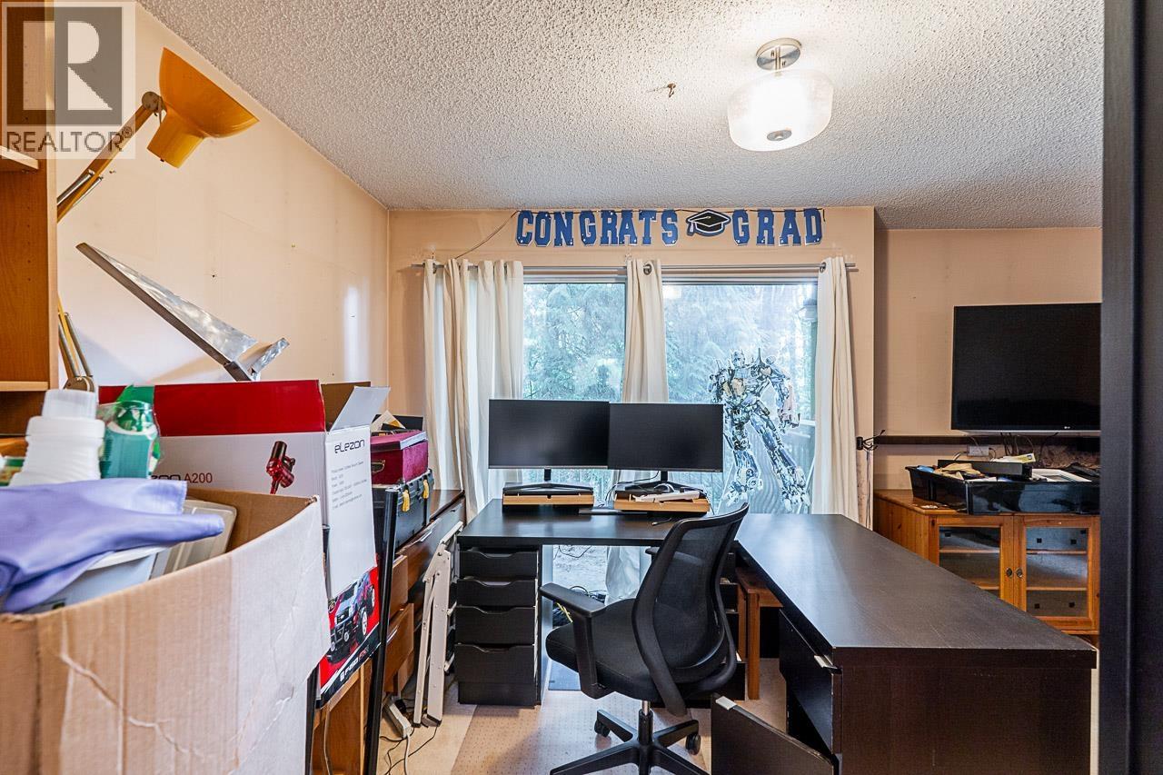 4 305 Decaire Street, Coquitlam, British Columbia  V3K 4Z6 - Photo 11 - R3135170