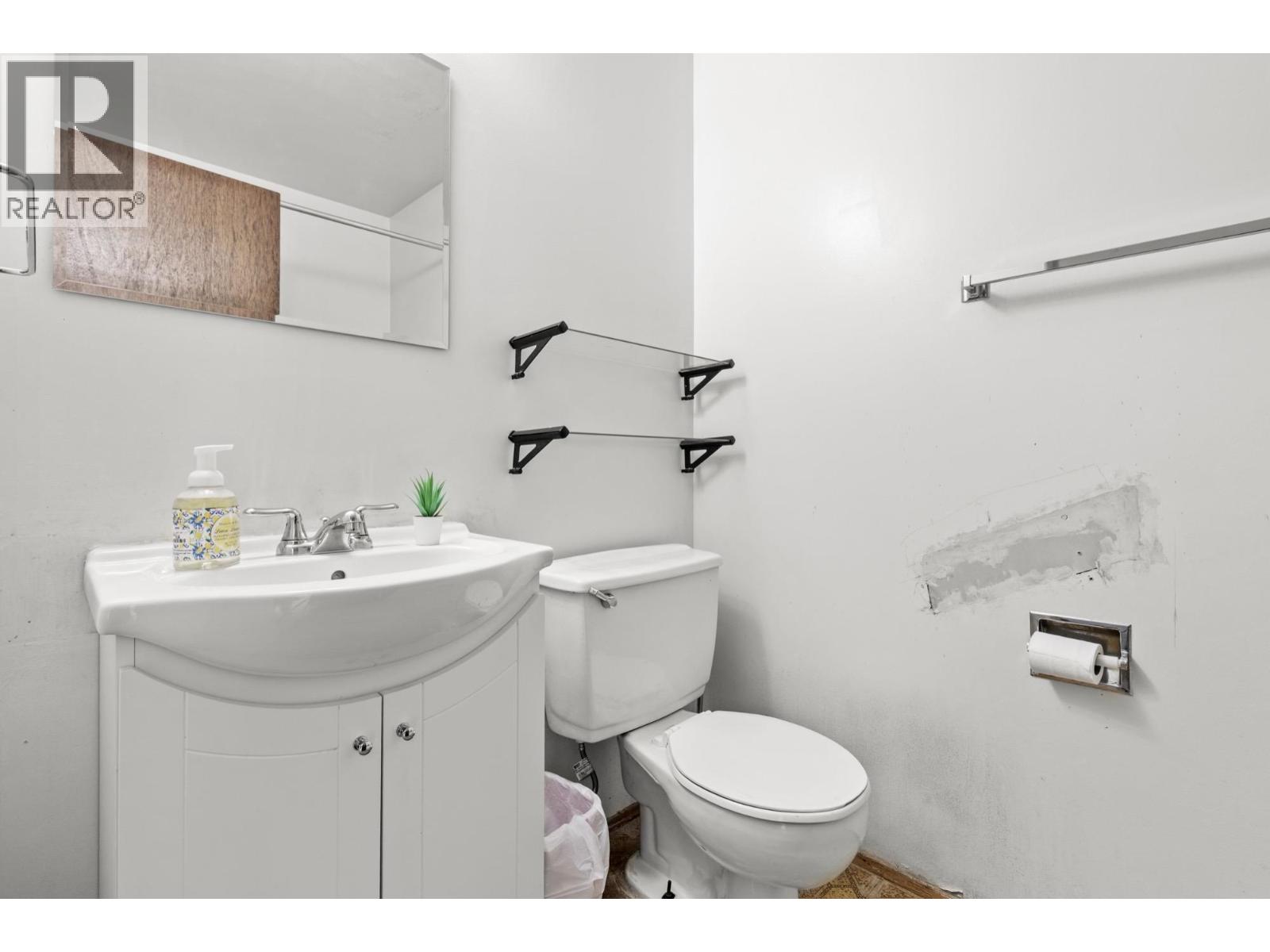 122 3461 E 49th Avenue, Vancouver, British Columbia  V5S 1M3 - Photo 13 - R3138765