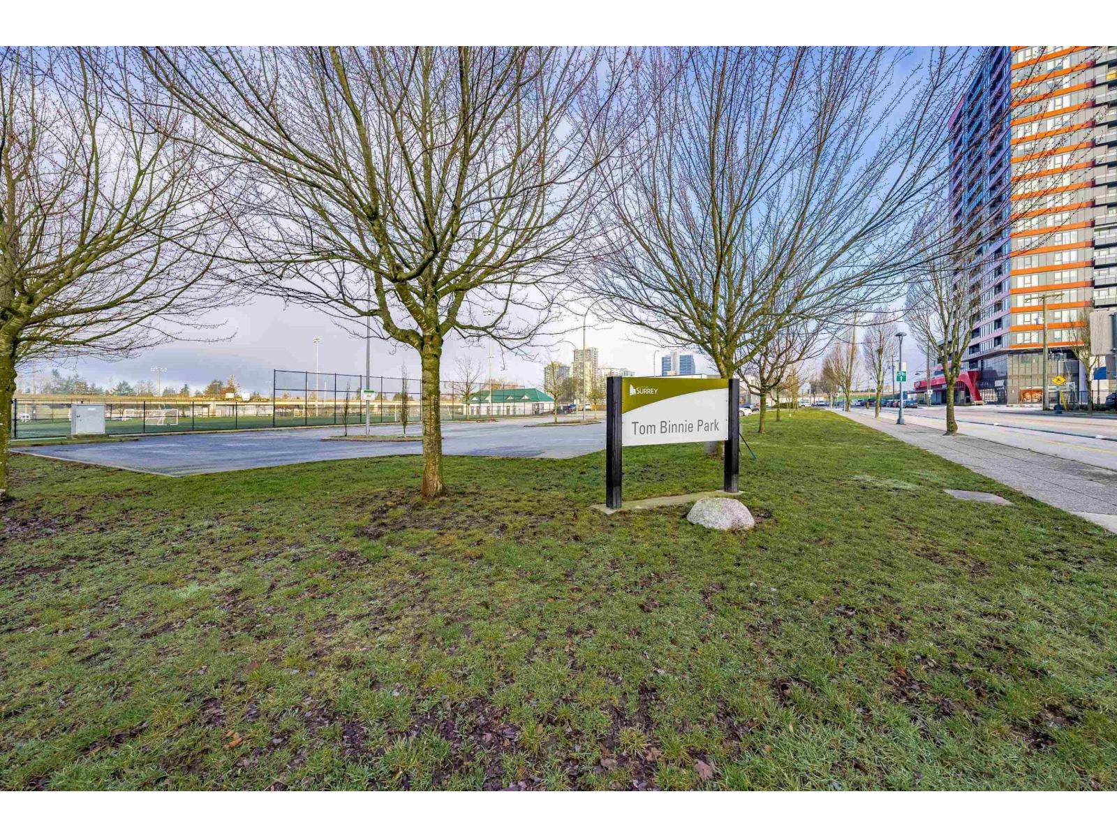 1301 10626 City Parkway, Surrey, British Columbia  V3T 0S3 - Photo 19 - R3140548
