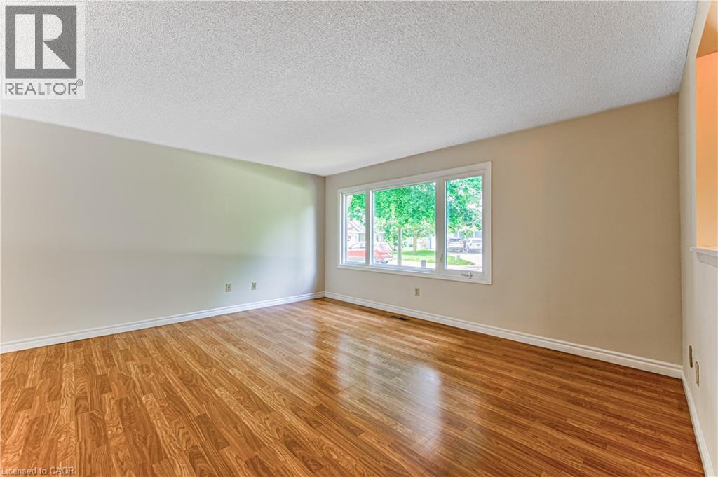 6 Pinetree Court, New Hamburg, Ontario  N3A 2G1 - Photo 6 - 40840604