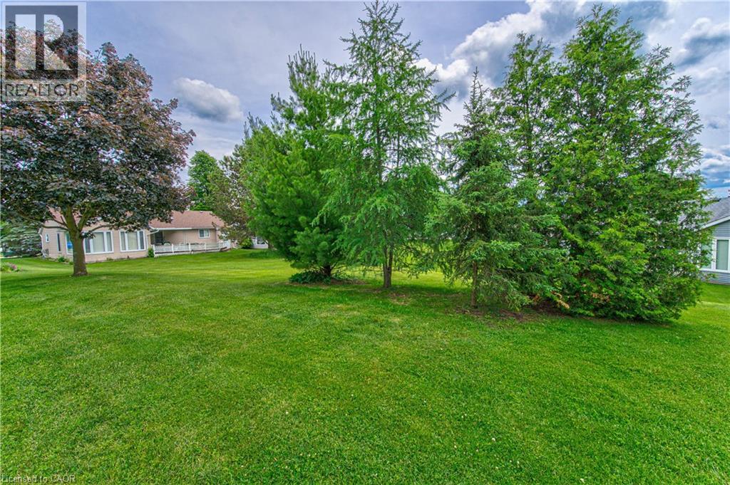 6 Pinetree Court, New Hamburg, Ontario  N3A 2G1 - Photo 33 - 40840604