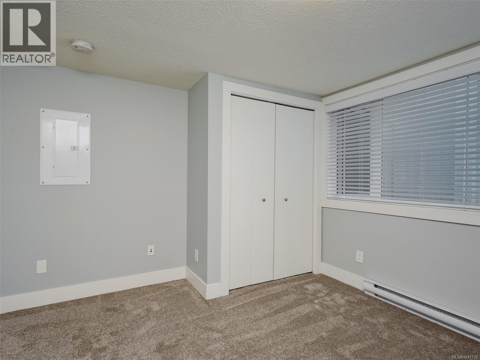 1266 Burnside Rd W, View Royal, British Columbia  V8Z 1P1 - Photo 12 - 1041729