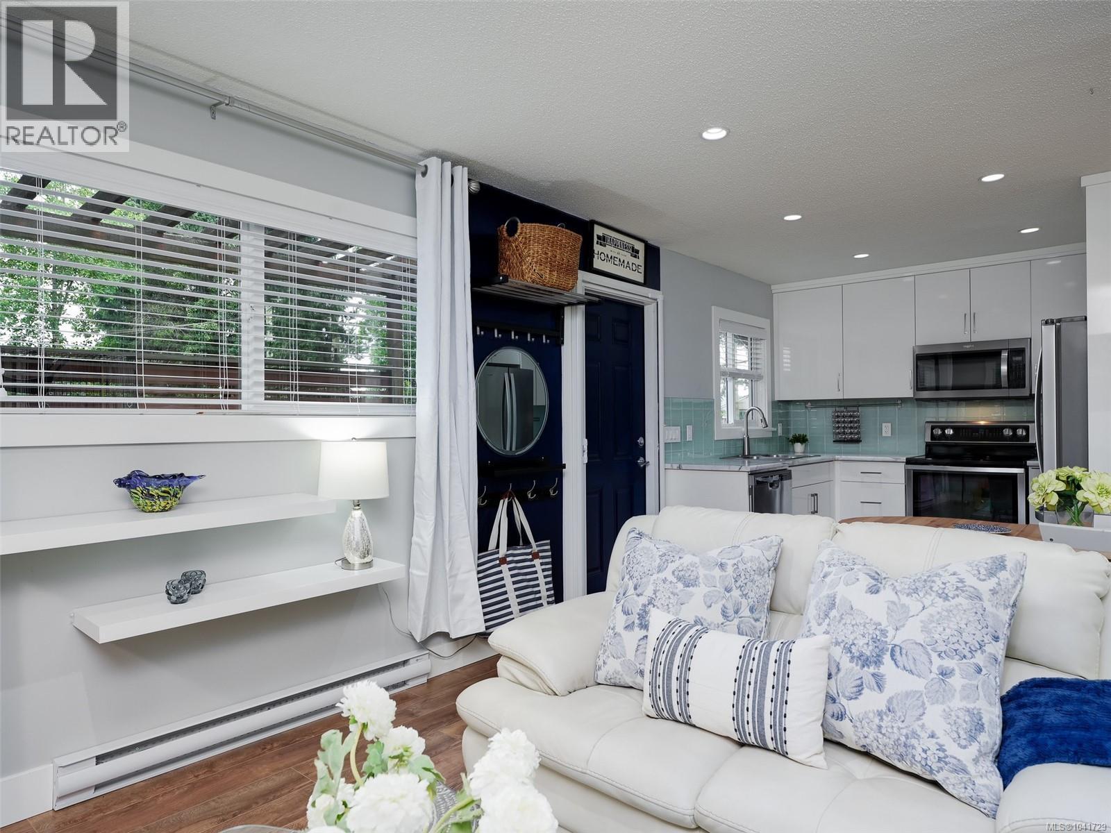 1266 Burnside Rd W, View Royal, British Columbia  V8Z 1P1 - Photo 27 - 1041729