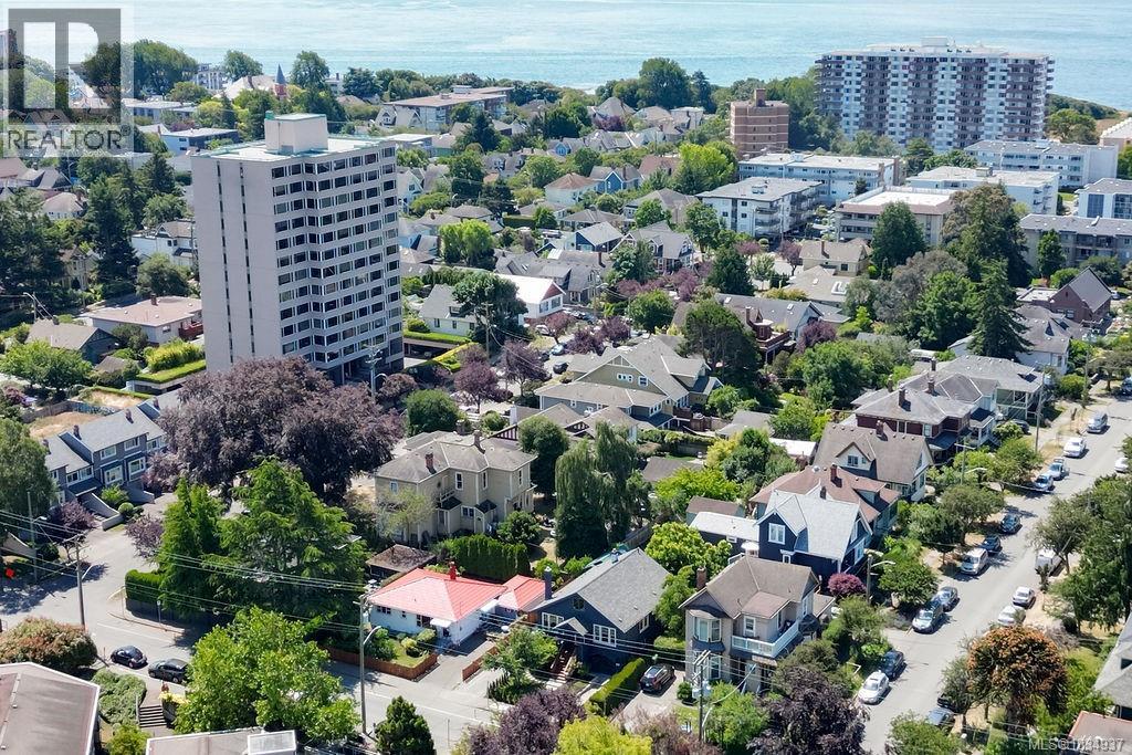 525 Simcoe St, Victoria, British Columbia  V8V 1M1 - Photo 3 - 1034937