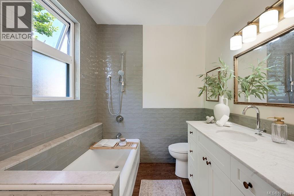 525 Simcoe St, Victoria, British Columbia  V8V 1M1 - Photo 30 - 1034937