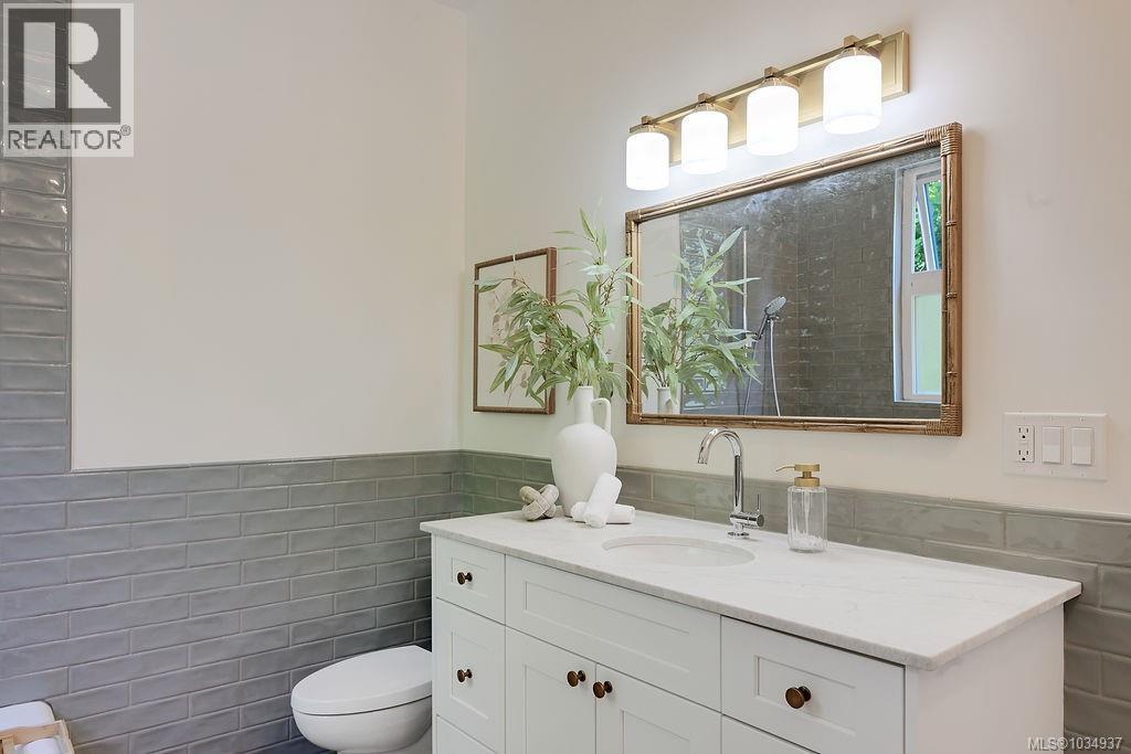 525 Simcoe St, Victoria, British Columbia  V8V 1M1 - Photo 31 - 1034937
