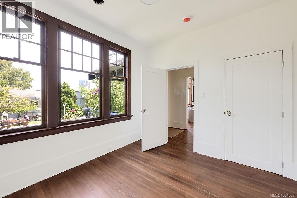 525 Simcoe St, Victoria, British Columbia  V8V 1M1 - Photo 33 - 1034937
