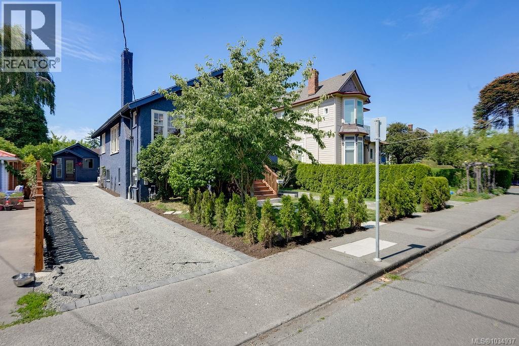525 Simcoe St, Victoria, British Columbia  V8V 1M1 - Photo 54 - 1034937