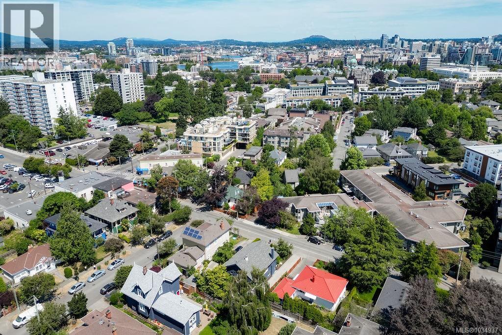 525 Simcoe St, Victoria, British Columbia  V8V 1M1 - Photo 56 - 1034937