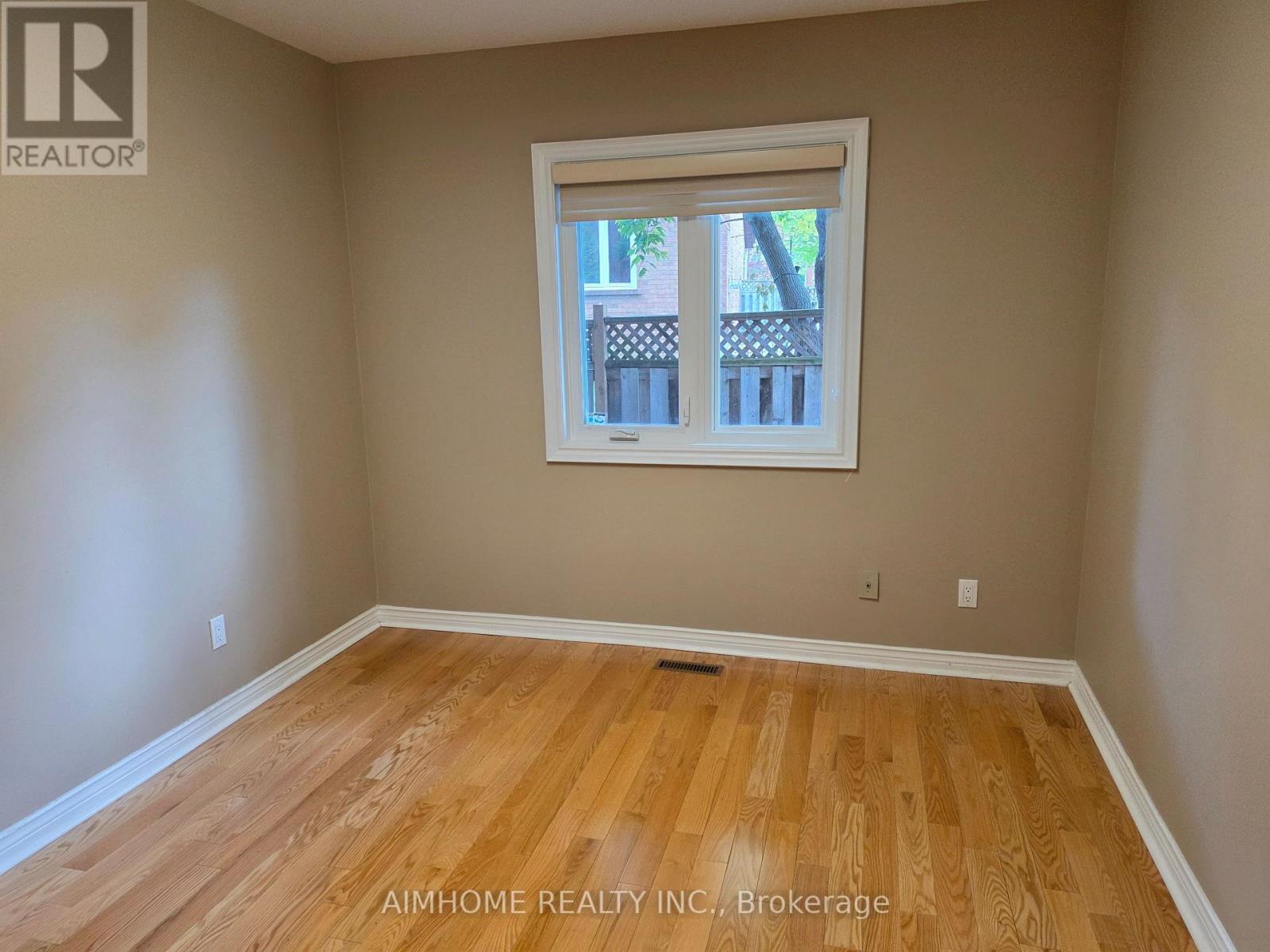 49 Holbrook Court, Markham, Ontario  L3R 7P8 - Photo 13 - N13482218