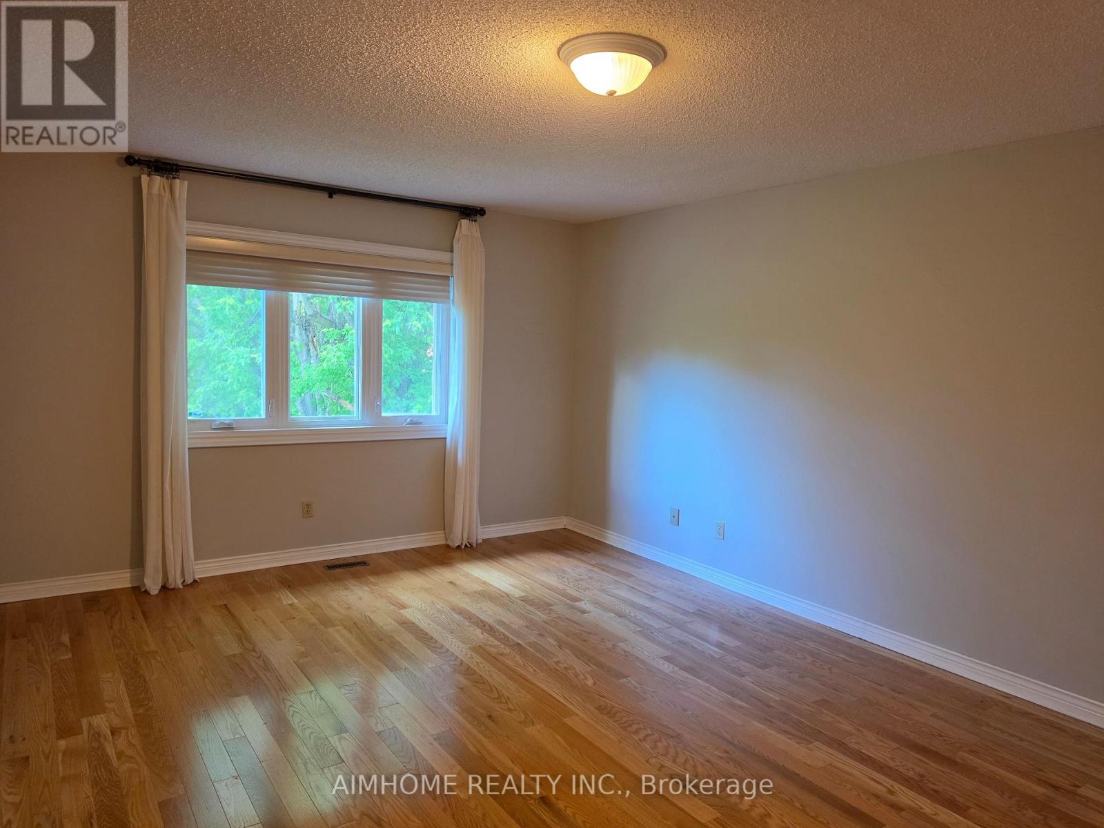 49 Holbrook Court, Markham, Ontario  L3R 7P8 - Photo 16 - N13482218