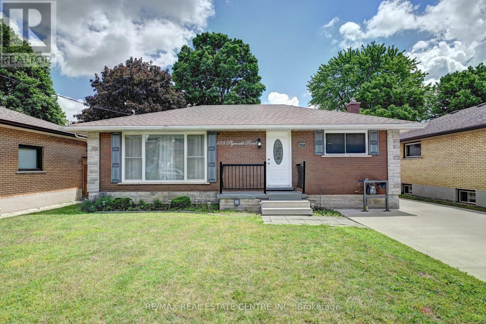 158 Plymouth Road, Kitchener, Ontario  N2G 3G5 - Photo 2 - X13497050