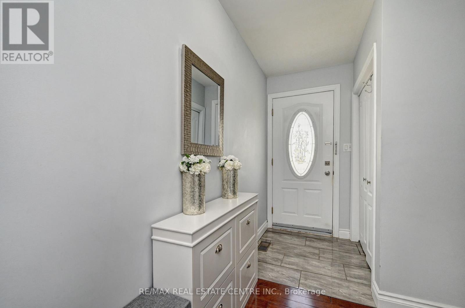 158 Plymouth Road, Kitchener, Ontario  N2G 3G5 - Photo 4 - X13497050