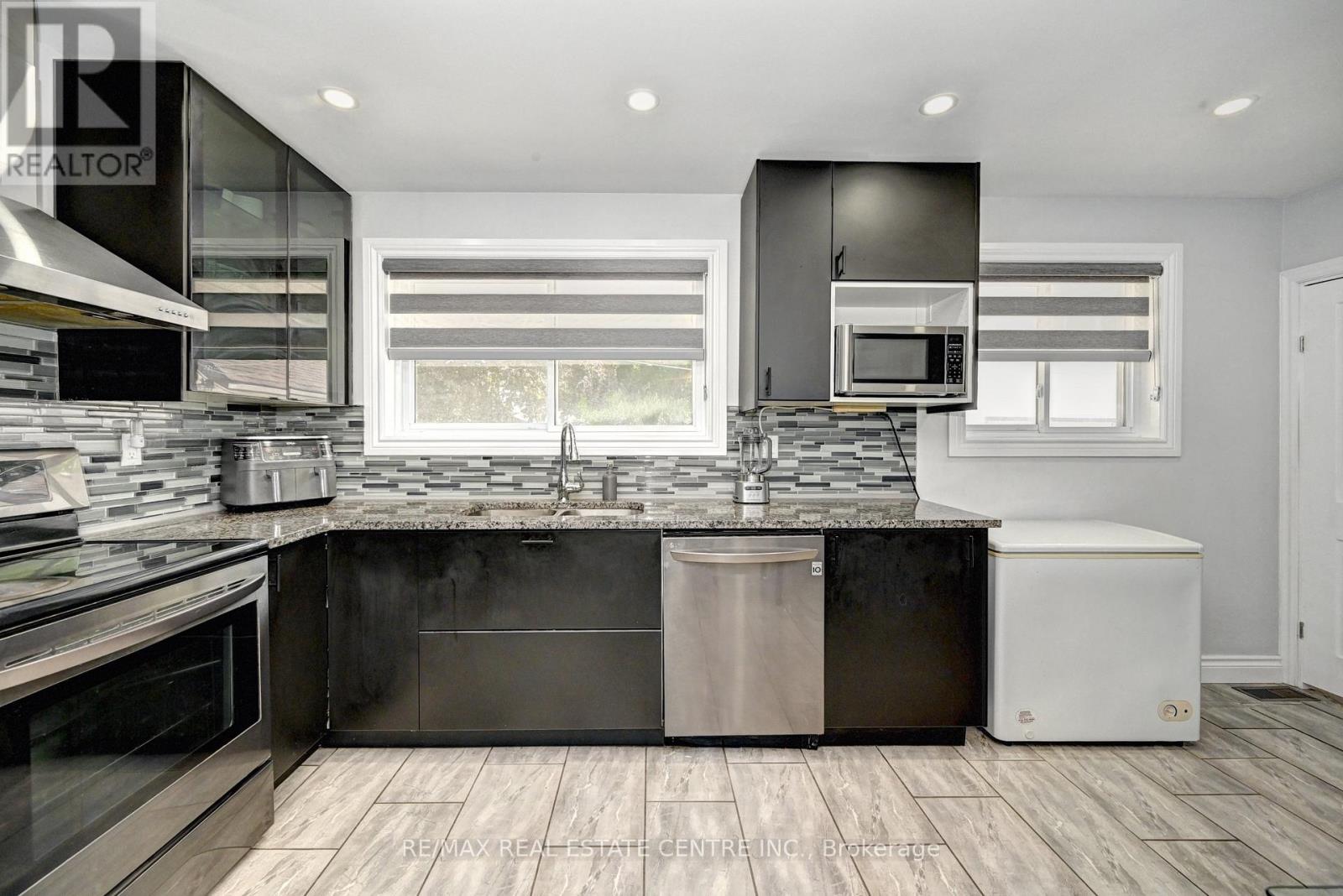 158 Plymouth Road, Kitchener, Ontario  N2G 3G5 - Photo 11 - X13497050