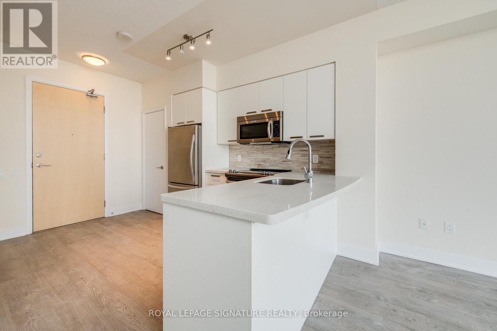 806 - 30 Roehampton Avenue, Toronto, Ontario  M4P 0B9 - Photo 10 - C13496828