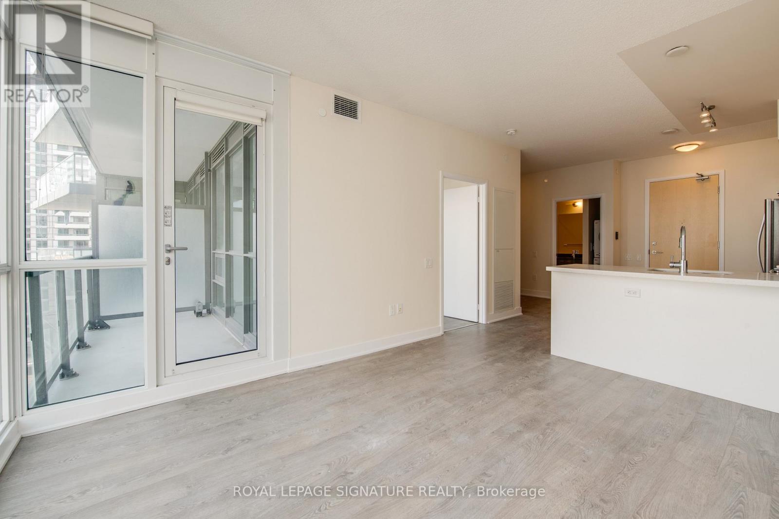 806 - 30 Roehampton Avenue, Toronto, Ontario  M4P 0B9 - Photo 6 - C13496828