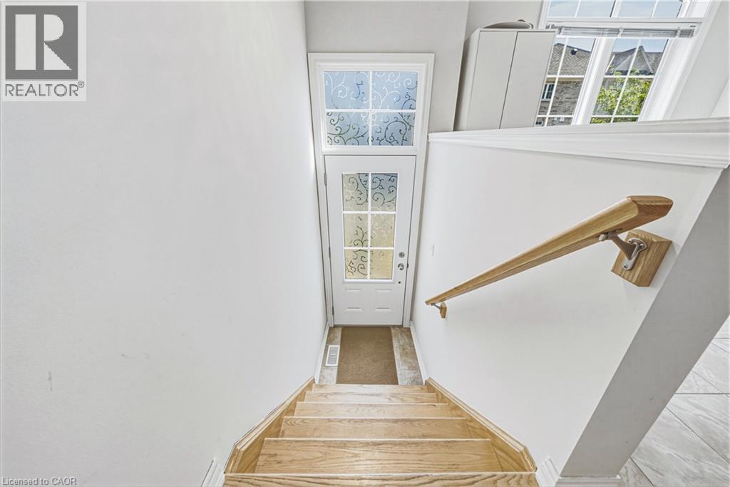 181 W Plains Road W Unit# 14, Burlington, Ontario  L7T 0B1 - Photo 5 - 40840628