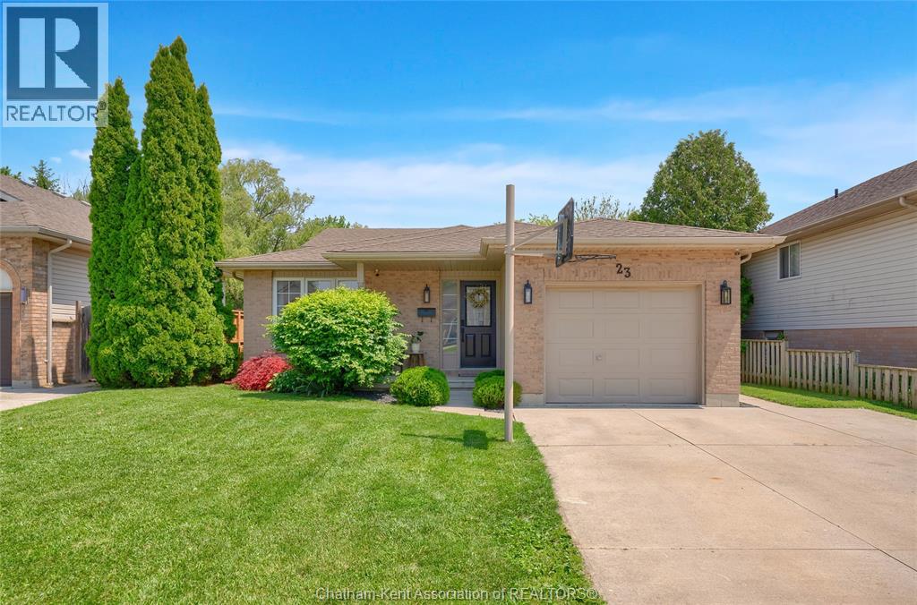 23 Carolinian Place, Chatham, Ontario  N7L 5M7 - Photo 3 - 26015360