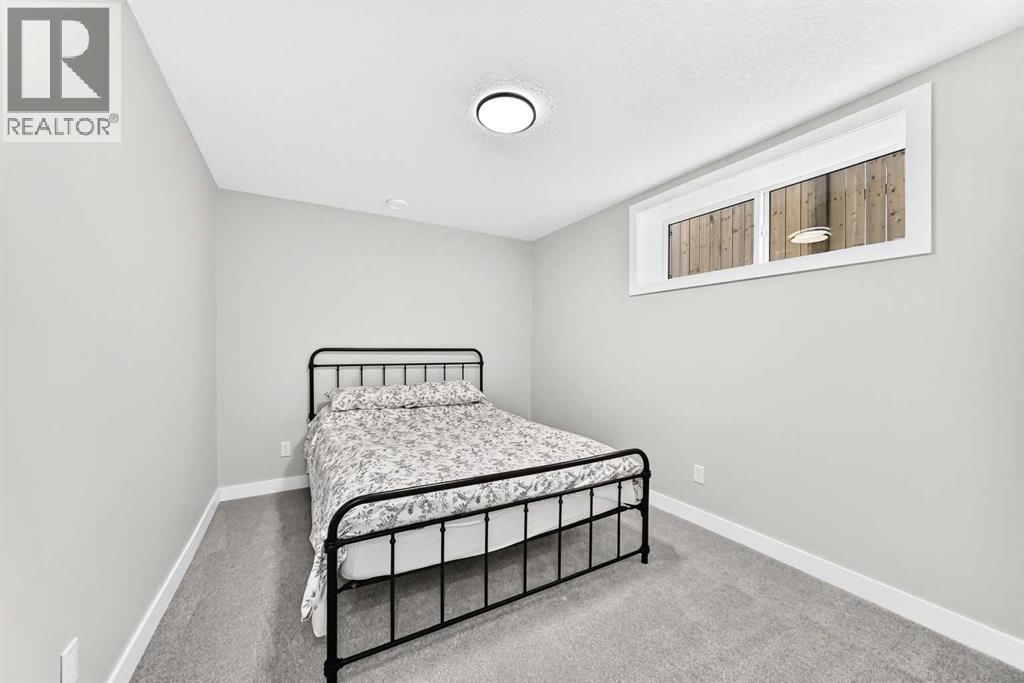 76 Shale Avenue, Cochrane, Alberta  T4C 3G6 - Photo 31 - A2322045