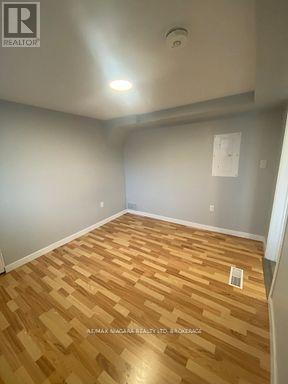 1 Braden Avenue, Welland, Ontario  L3C 2R6 - Photo 6 - X13497150