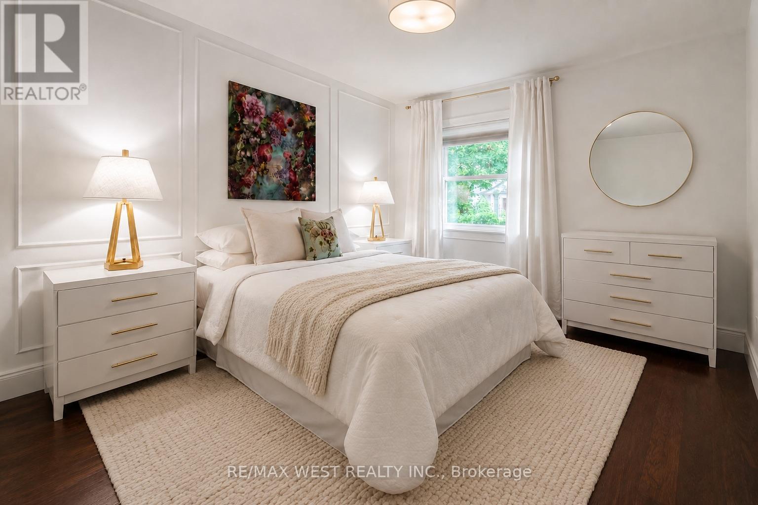 12 Brentwood Road S, Toronto, Ontario  M8Z 3N2 - Photo 8 - W13208198