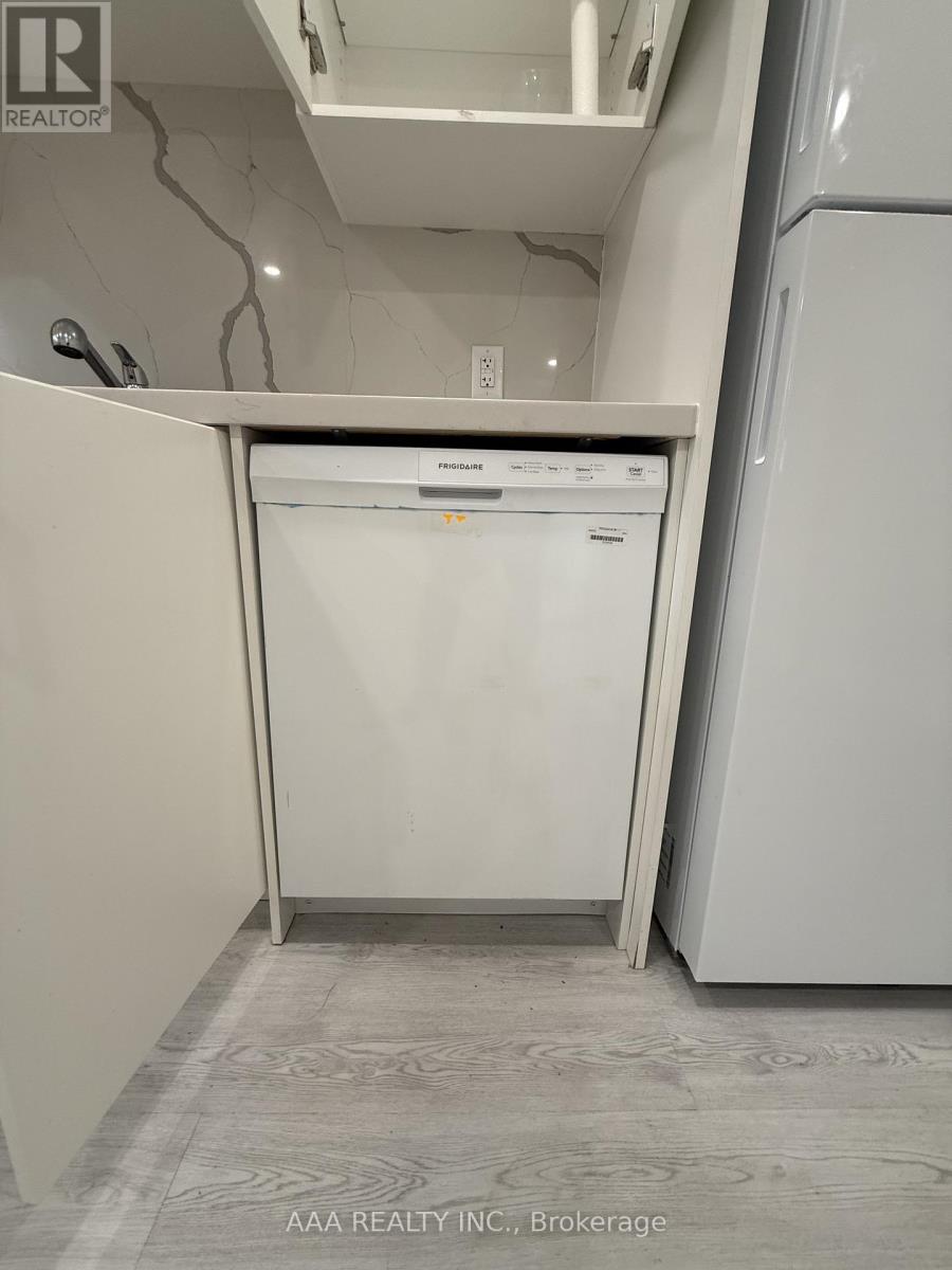 1 (Lower Level) - 27 Kingsview Boulevard, Toronto, Ontario  M9R 1T5 - Photo 16 - W13483596