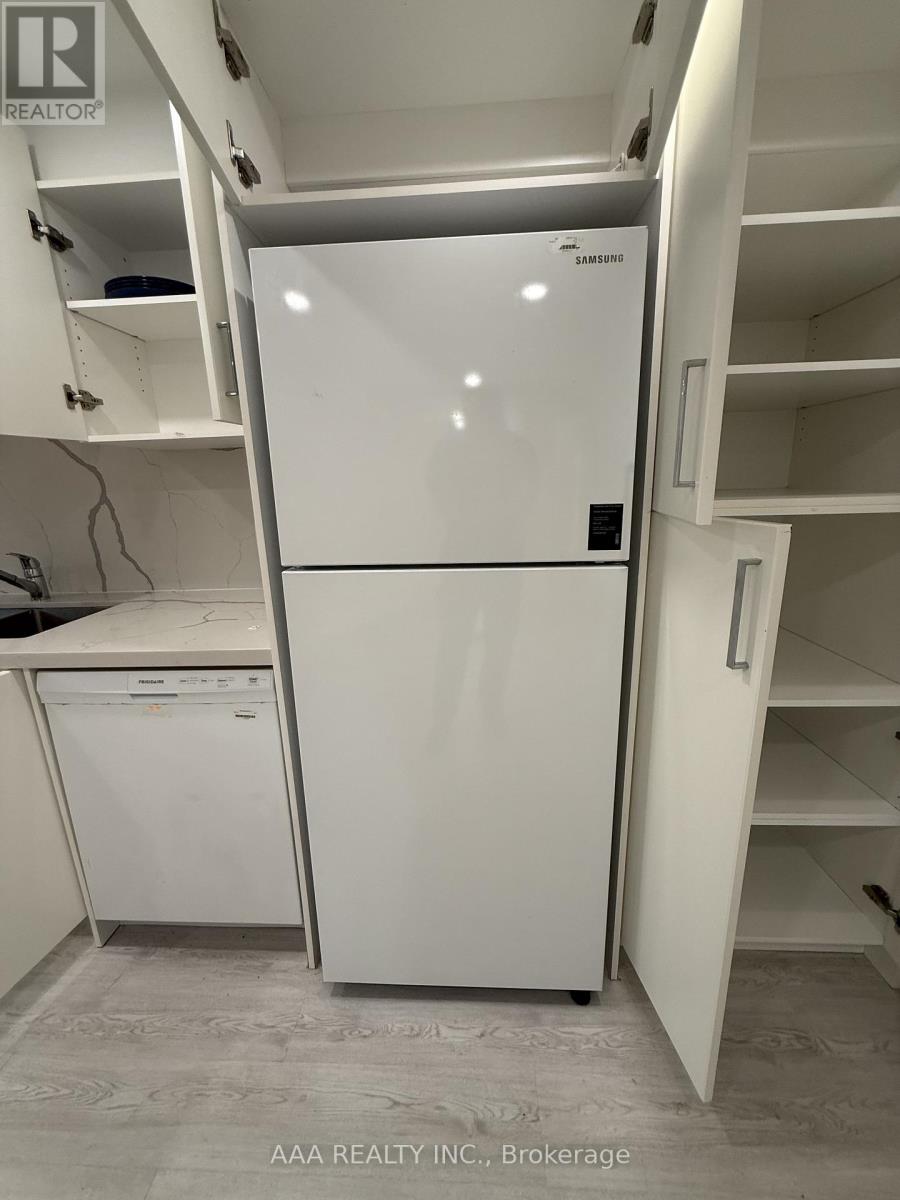 1 (Lower Level) - 27 Kingsview Boulevard, Toronto, Ontario  M9R 1T5 - Photo 17 - W13483596