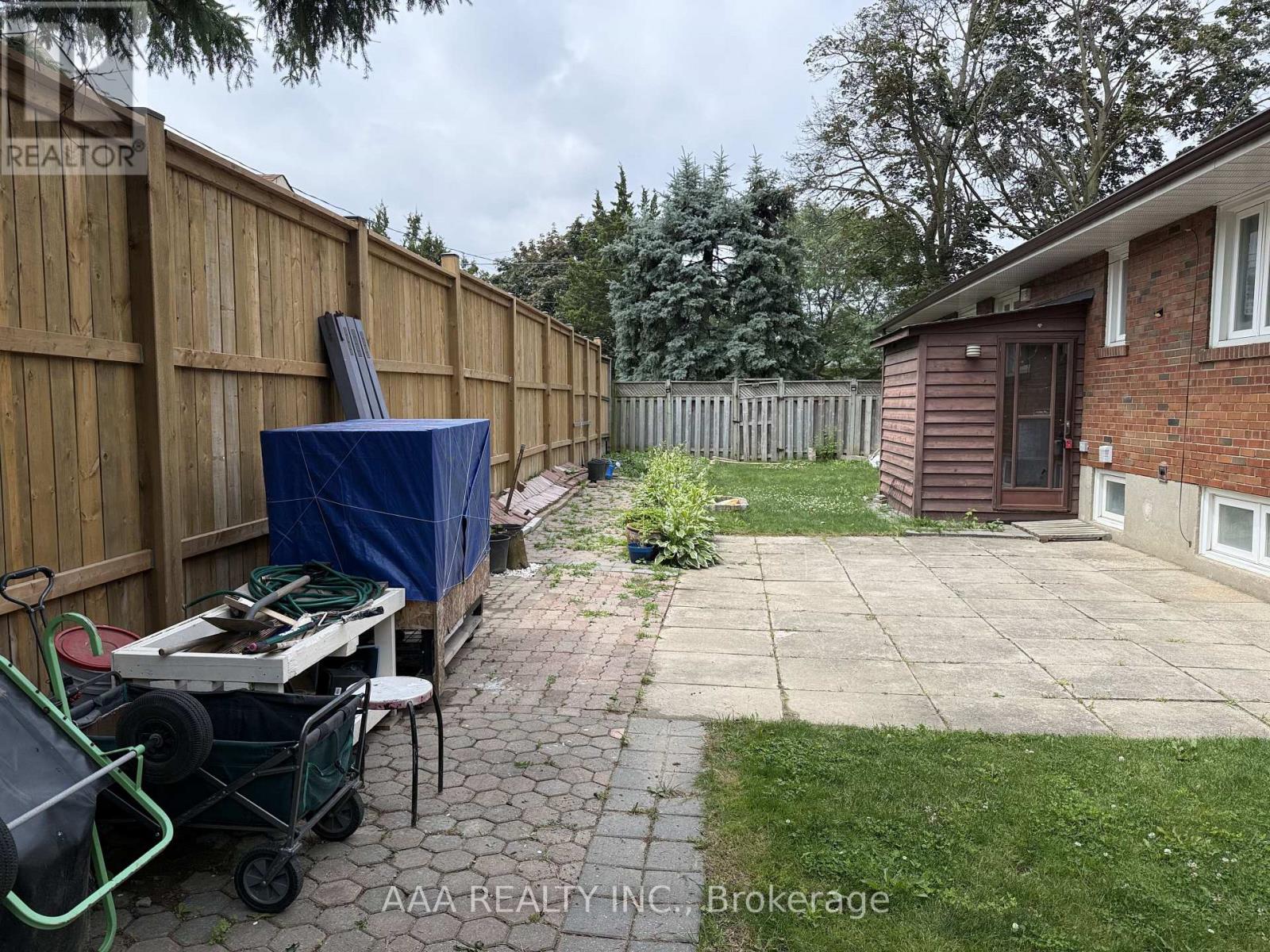 1 (Lower Level) - 27 Kingsview Boulevard, Toronto, Ontario  M9R 1T5 - Photo 5 - W13483596