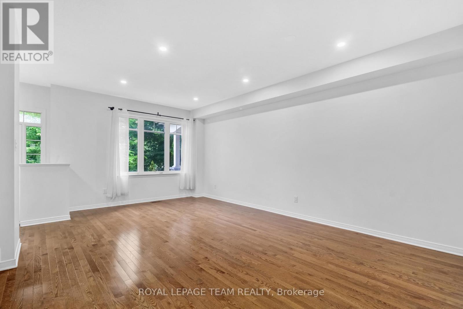 349 Sweetflag Street, Ottawa, Ontario  K2J 5A3 - Photo 7 - X13151270