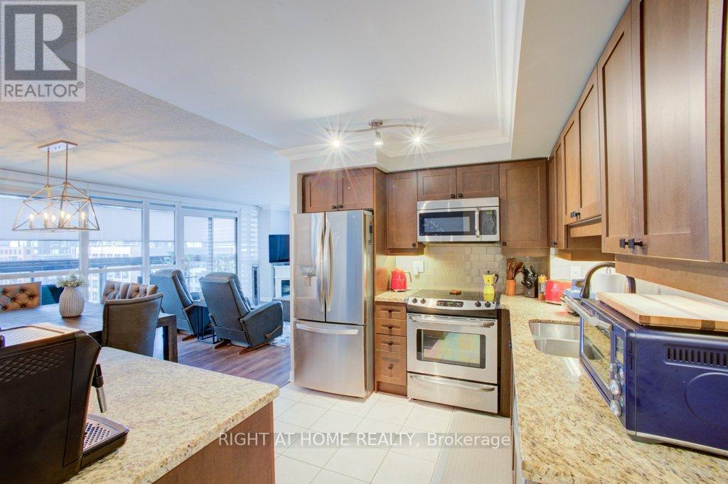 947 - 525 Wilson Avenue, Toronto, Ontario  M3H 0A7 - Photo 2 - C13497152