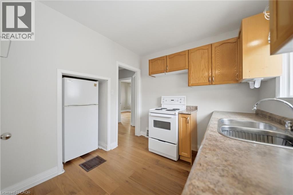 1076 Clearview Avenue, Burlington, Ontario  L7T 2J1 - Photo 14 - 40838712